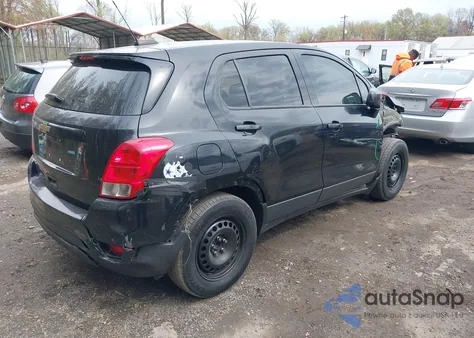 2018 Chevrolet Trax Ls z USA, uszkodzony, nr VIN 3GNCJKSB8JL203072